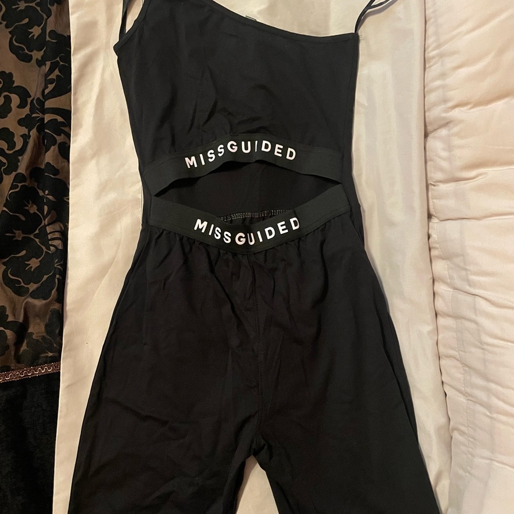 Athletic full body suit